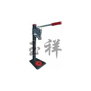 手動(dòng)型啤酒瓶壓蓋機(jī)軋蓋機(jī)廠家直銷價(jià)格優(yōu)惠