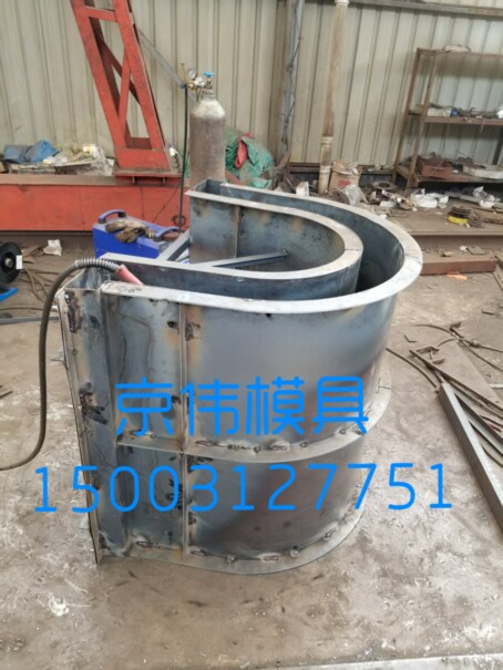 福建高速公路水溝排水專(zhuān)用U型槽模具京偉模具品牌